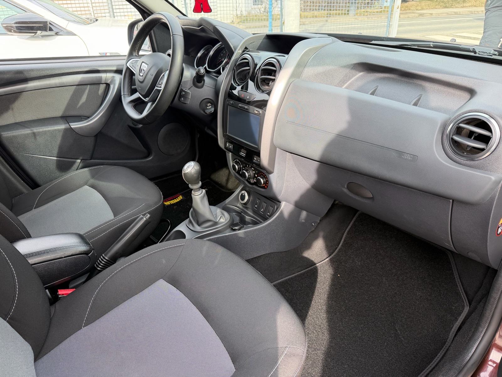 Dacia Duster 1,5 dCi 110 4X4, fotografija 8
