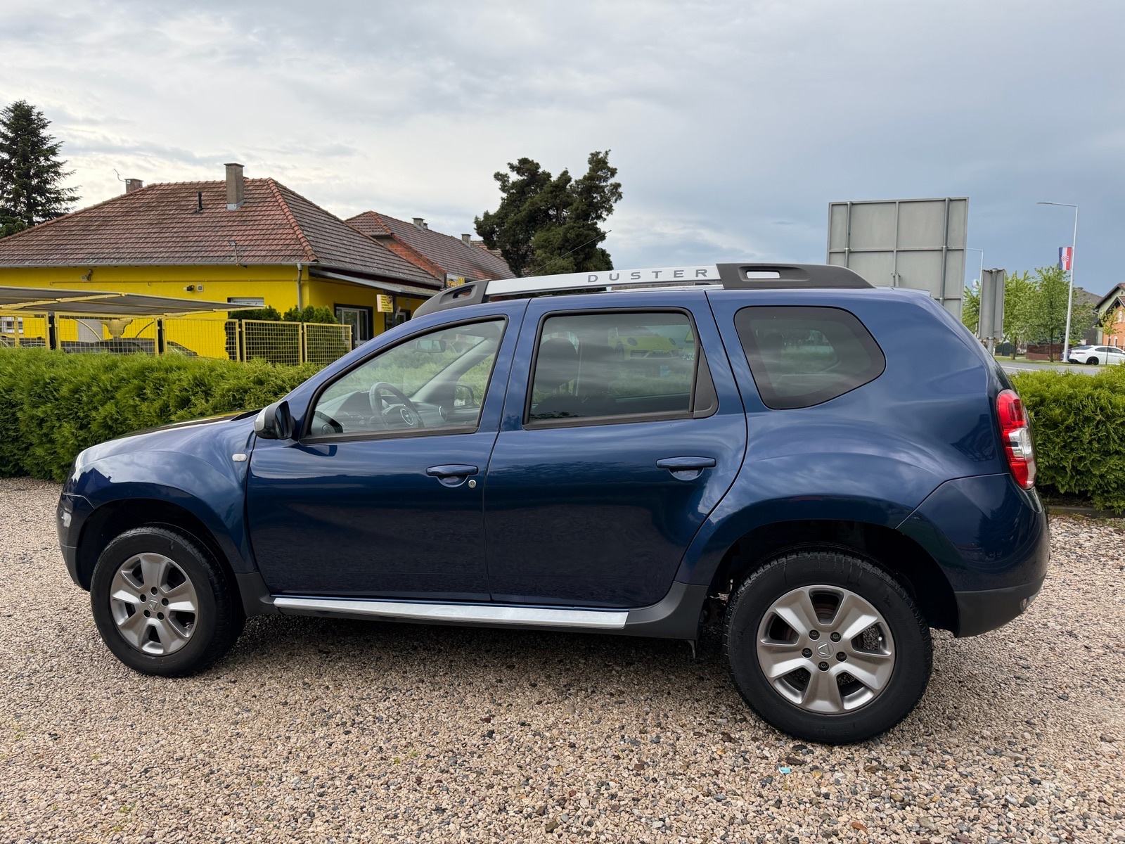 Dacia Duster 1,5 dCi * Navi,Kamera,Alu,Temp.,Alu**, fotografija 9