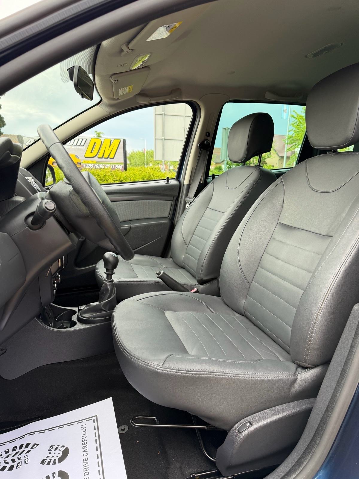 Dacia Duster 1,5 dCi * Navi,Kamera,Alu,Temp.,Alu**, fotografija 14