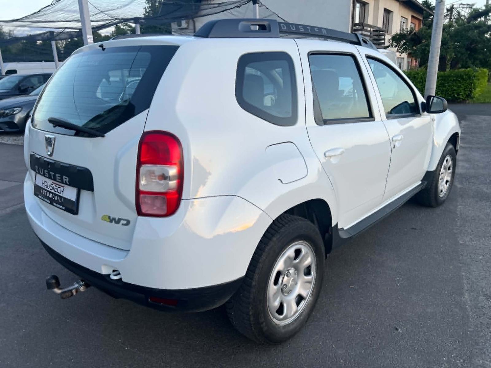 Dacia Duster 1,5 dCi 4X4 • KUKA • PRVI VLASNIK, fotografija 5