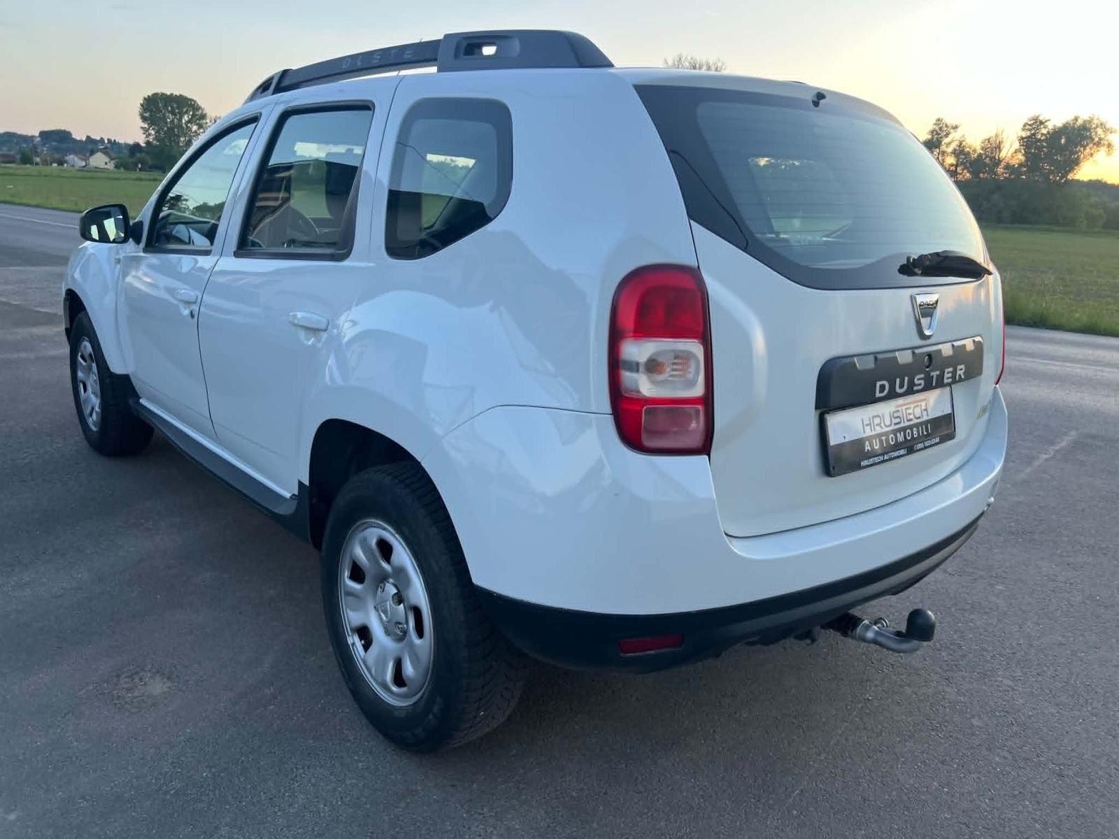 Dacia Duster 1,5 dCi 4X4 • KUKA • PRVI VLASNIK, fotografija 7