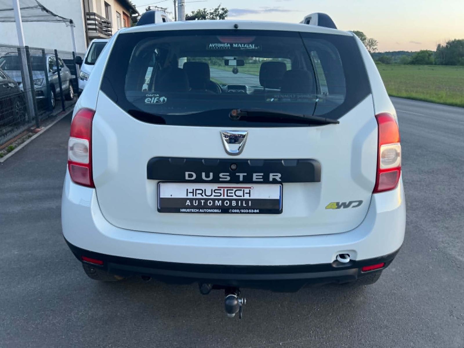 Dacia Duster 1,5 dCi 4X4 • KUKA • PRVI VLASNIK, fotografija 6