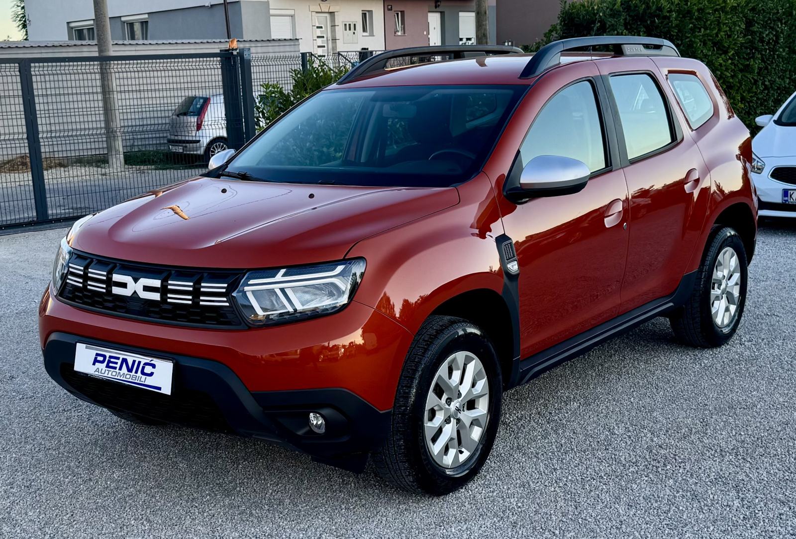 Dacia Duster 1,5 dCi - 4x4 - Kupljen nov u HR, fotografija 4