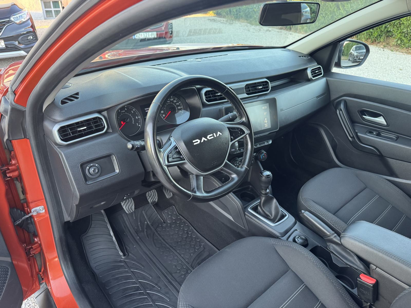 Dacia Duster 1,5 dCi - 4x4 - Kupljen nov u HR, fotografija 16