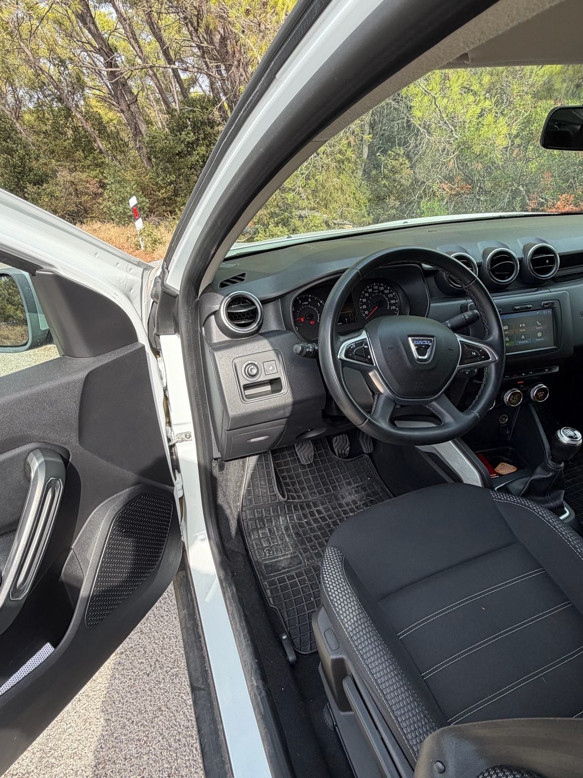 Dacia Duster 1,5 dCi 4x4, fotografija 6