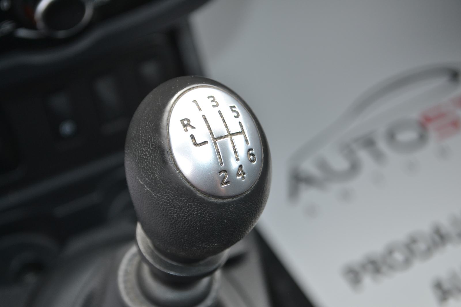 Dacia Duster 1,5 dCi 90 *** MOTOR I LIMARIJA ODLIČNI ***, fotografija 14