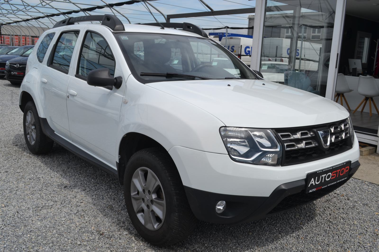 Dacia Duster 1,5 dCi 90 *** MOTOR I LIMARIJA ODLIČNI ***, fotografija 3