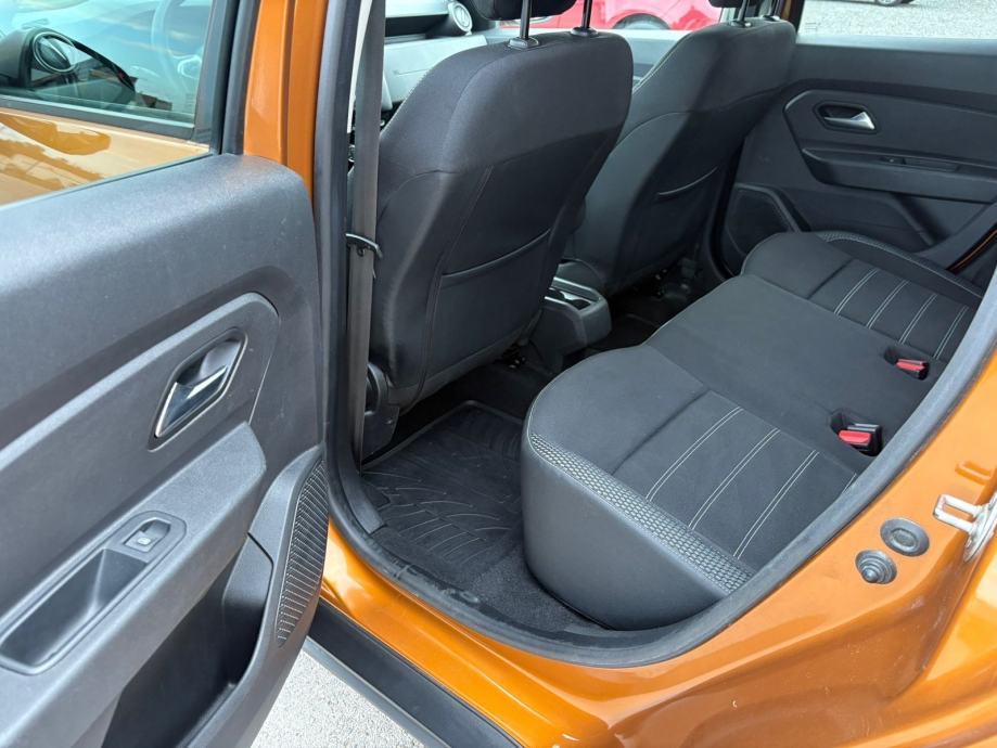 Dacia Duster ● 1,5 dCi ● Comfort ● 2019.● u sustavu PDV-a, fotografija 10