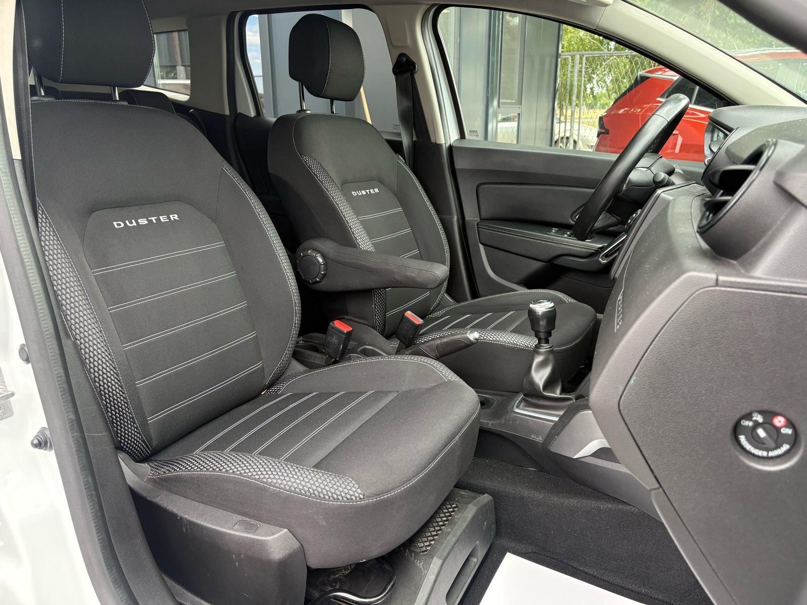 Dacia Duster 1,5 dCi KLIMA - KAMERE - LEASING RATA 221 €, fotografija 20