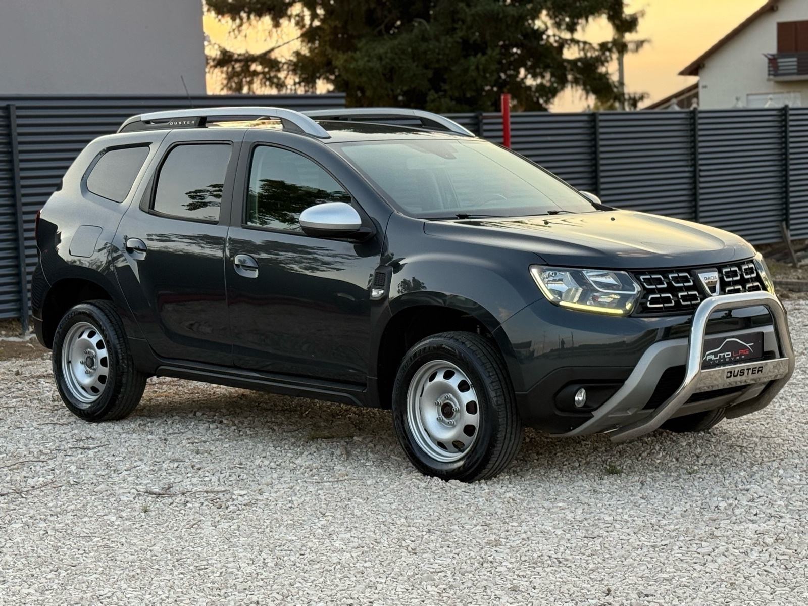 Dacia Duster 1,5 dCi * KUKA * PDC * ODLIČAN * GARANCIJA*, fotografija 5