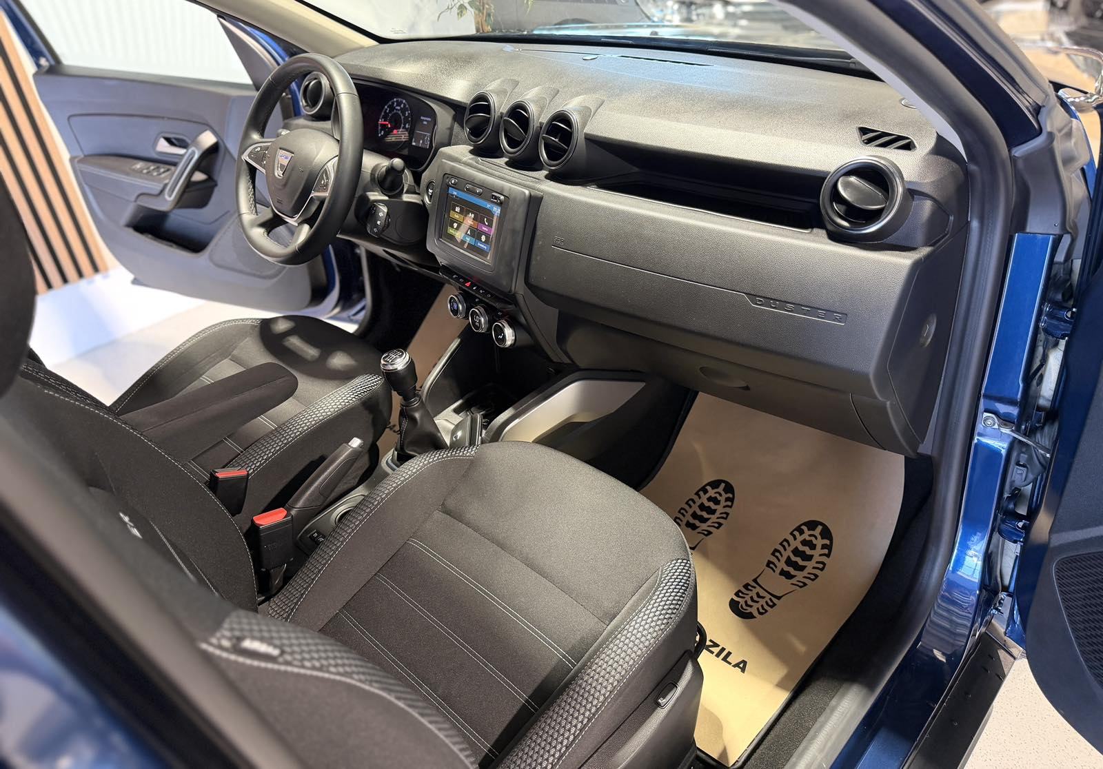Dacia Duster 1,5 dCi *PRESTIGE* SAMO 89 TKM- LEASING- 12 MJ JAMSTVO*, fotografija 17