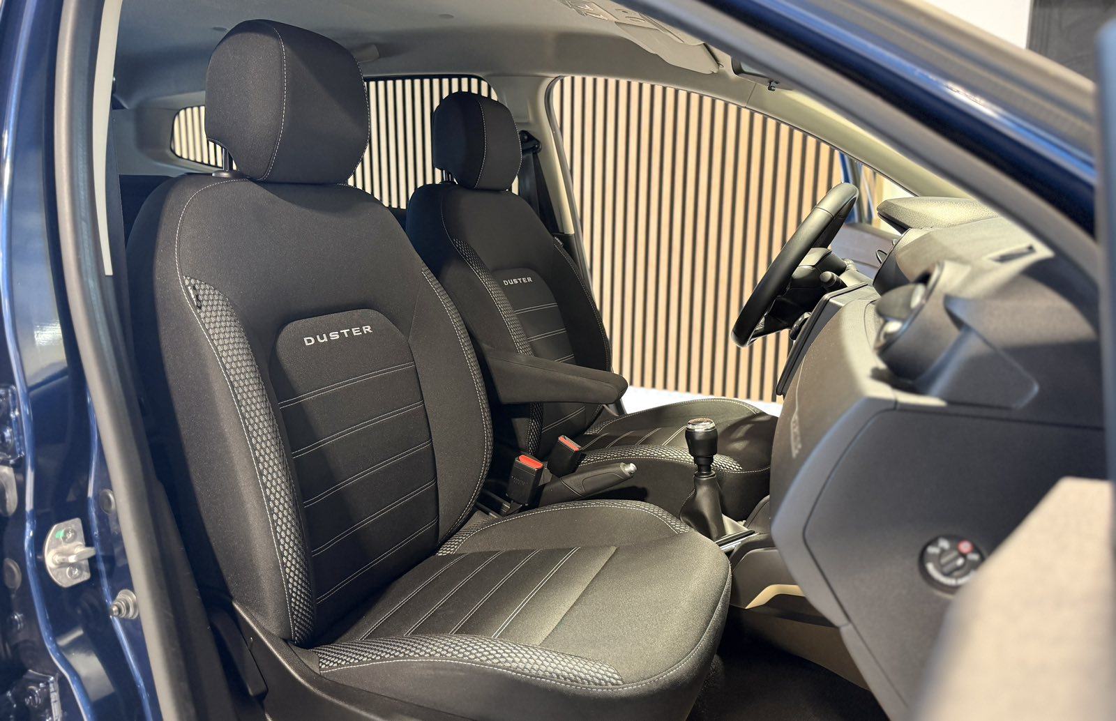 Dacia Duster 1,5 dCi *PRESTIGE* SAMO 89 TKM- LEASING- 12 MJ JAMSTVO*, fotografija 19