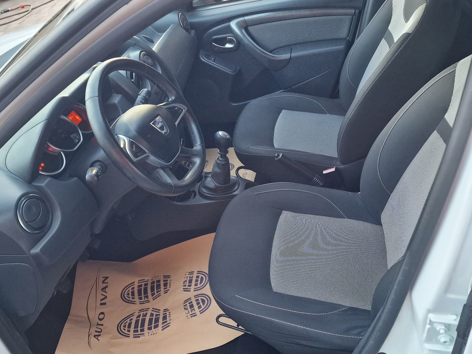 Dacia Duster 1,5 dCi, fotografija 10