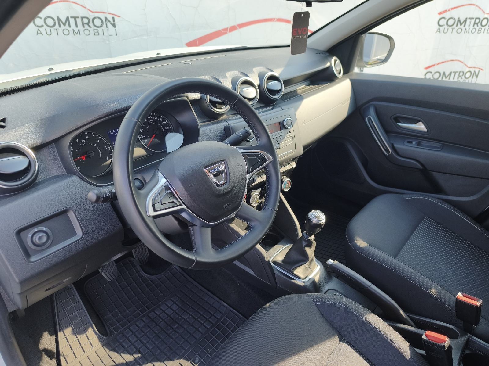Dacia Duster 1,5 dCi 115ks*4x4*N-1 odbitak PDV-a 100%*KUKA**NIJE UVOZ*, fotografija 11