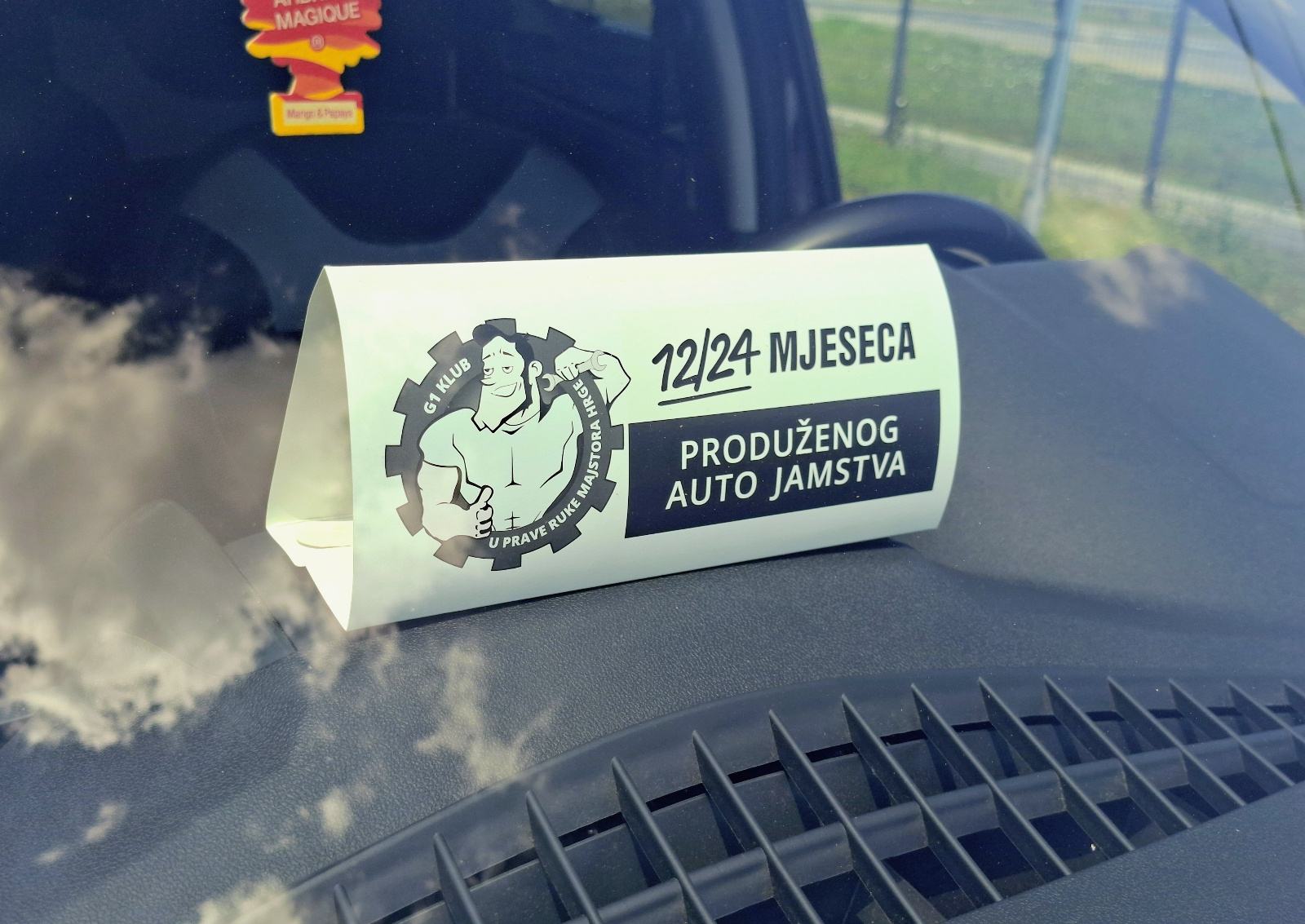 Dacia Duster 1,5 dCi 110 NAVIGACIJA//KAMERA//SERVISNA KNJIGA//LEASING, fotografija 13