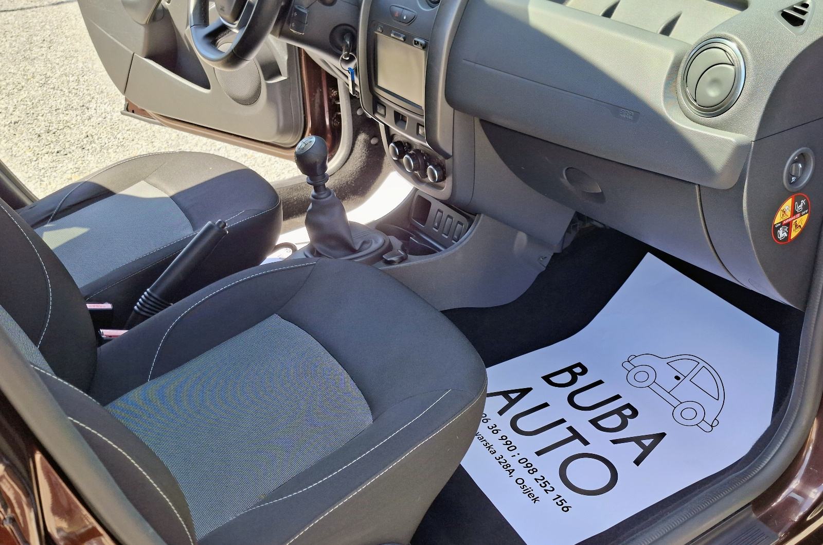 Dacia Duster 1,5 dCi 110 NAVIGACIJA//KAMERA//SERVISNA KNJIGA//LEASING, fotografija 11