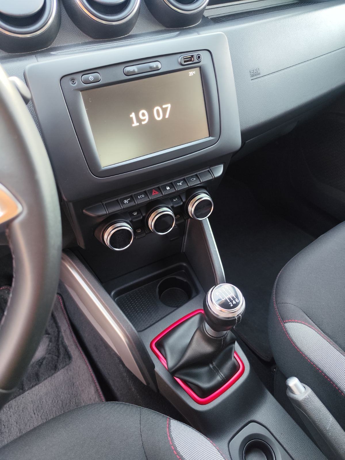 Dacia Duster 1,5 dCi, fotografija 8