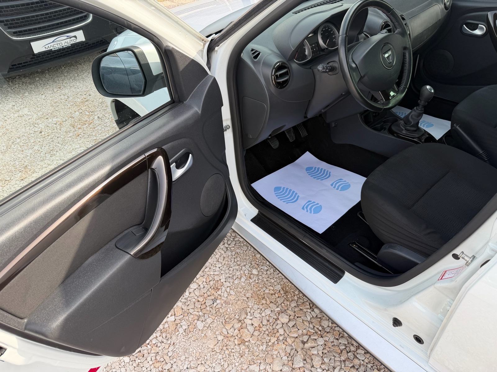 Dacia Duster 1,5 dCi, fotografija 12