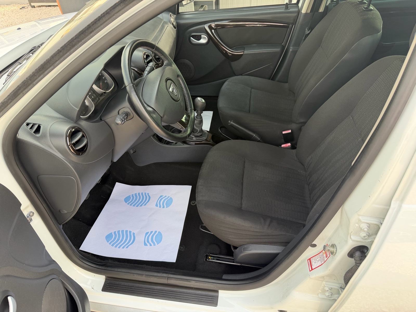 Dacia Duster 1,5 dCi, fotografija 13