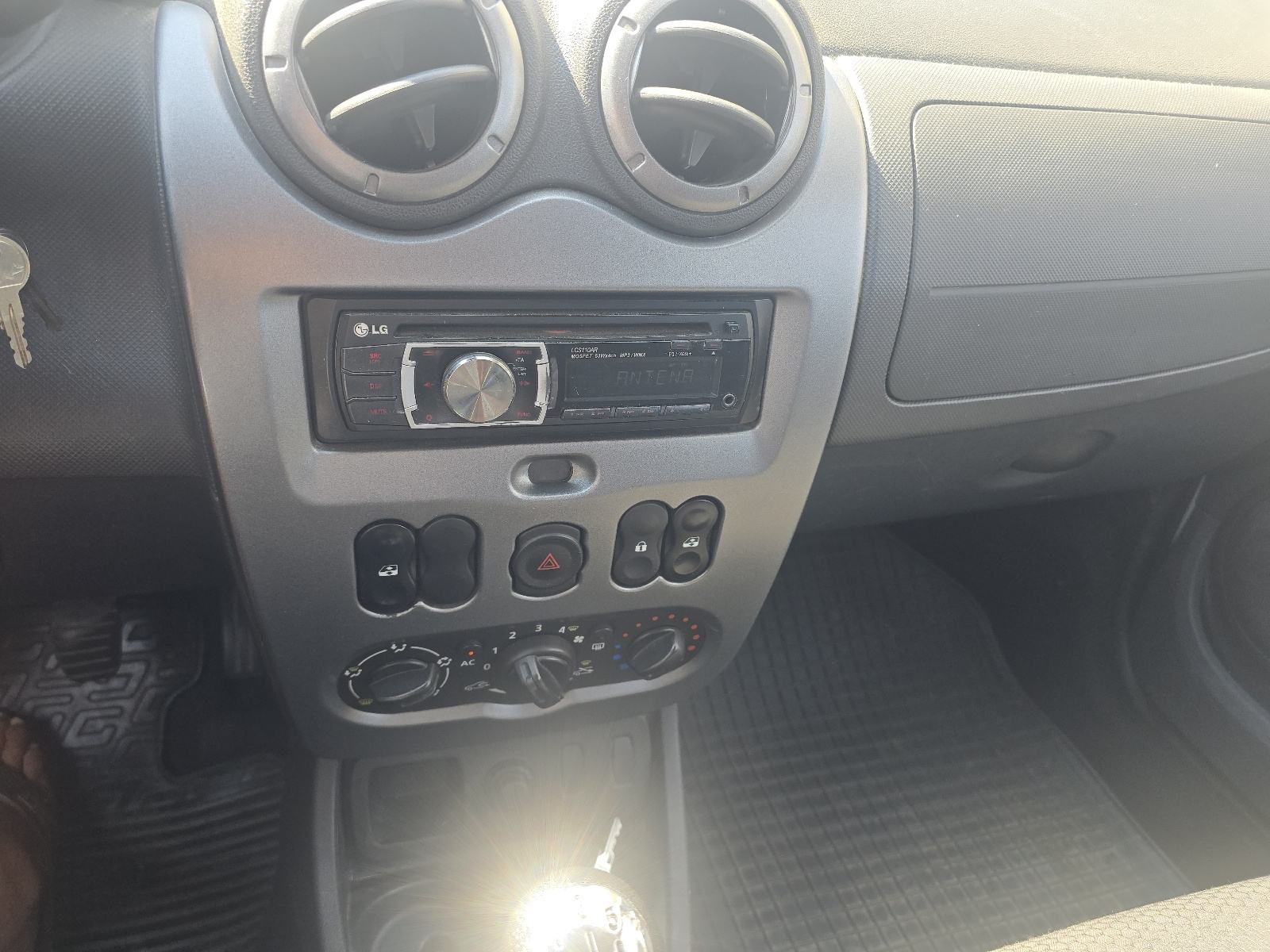 Dacia Duster 1,5 dCi, fotografija 8