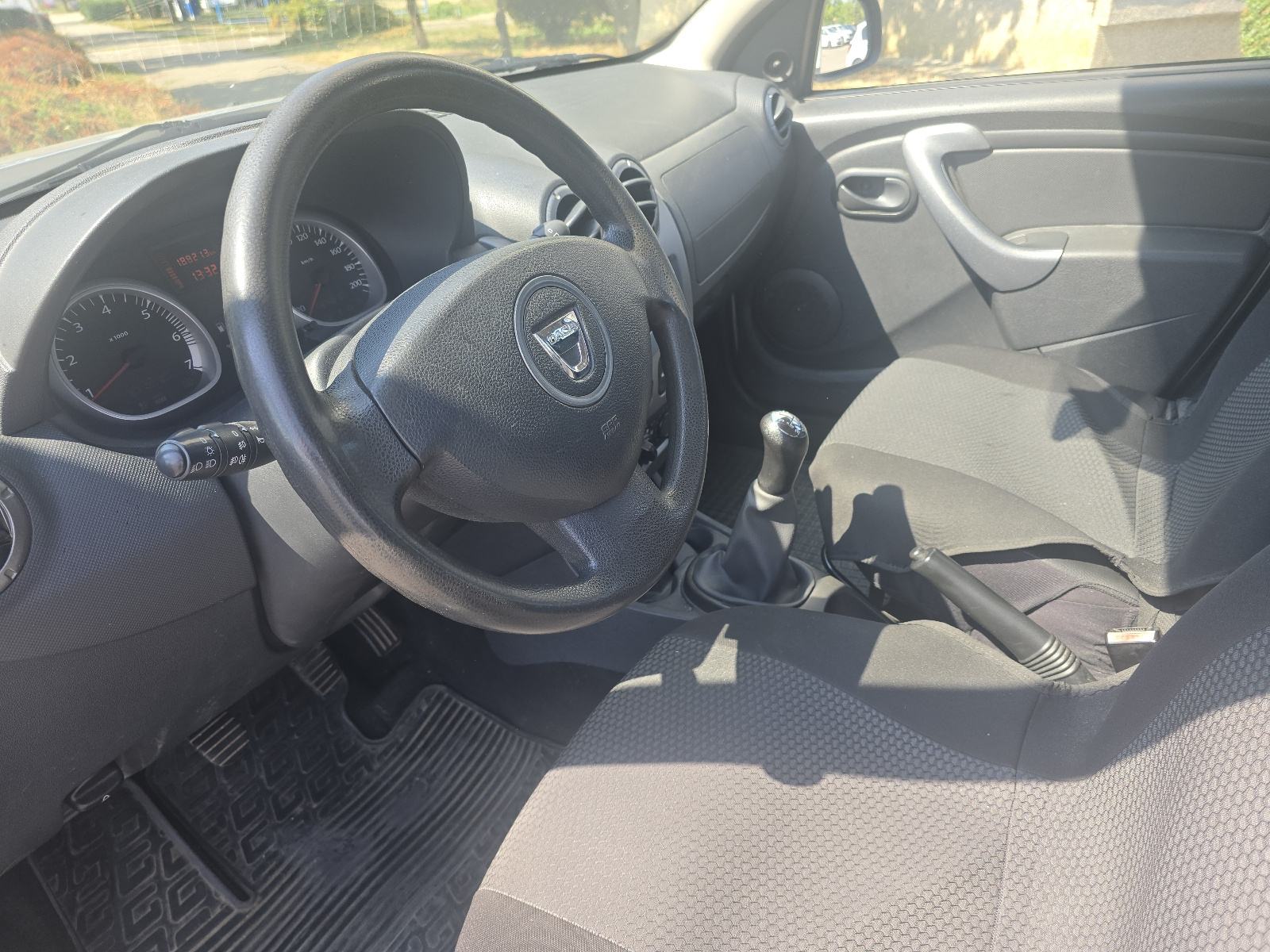 Dacia Duster 1,5 dCi, fotografija 9