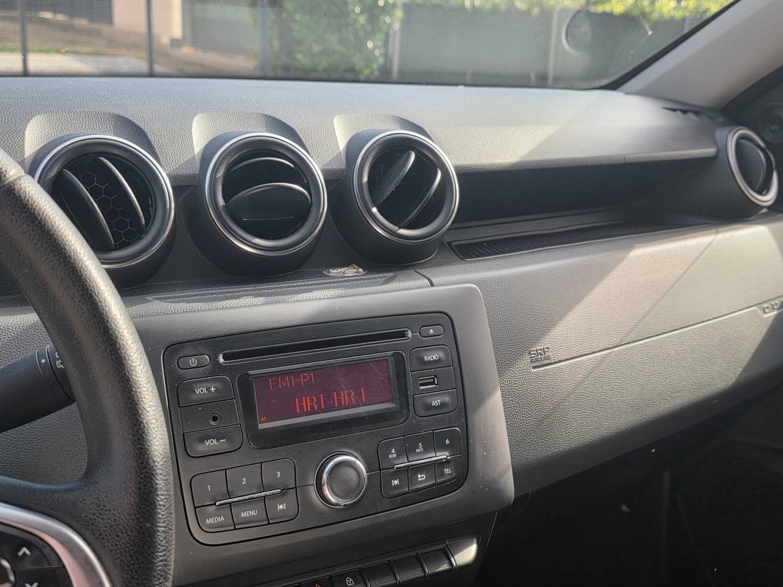 Dacia Duster 1,5 dCi, fotografija 12