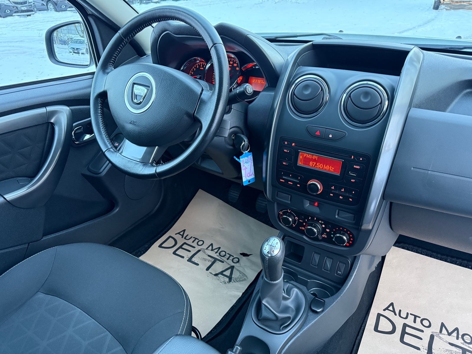Dacia Duster 1,6 16V LPG-TVORNICKI,atest do 01/31-PRVI VLASNIK, fotografija 18