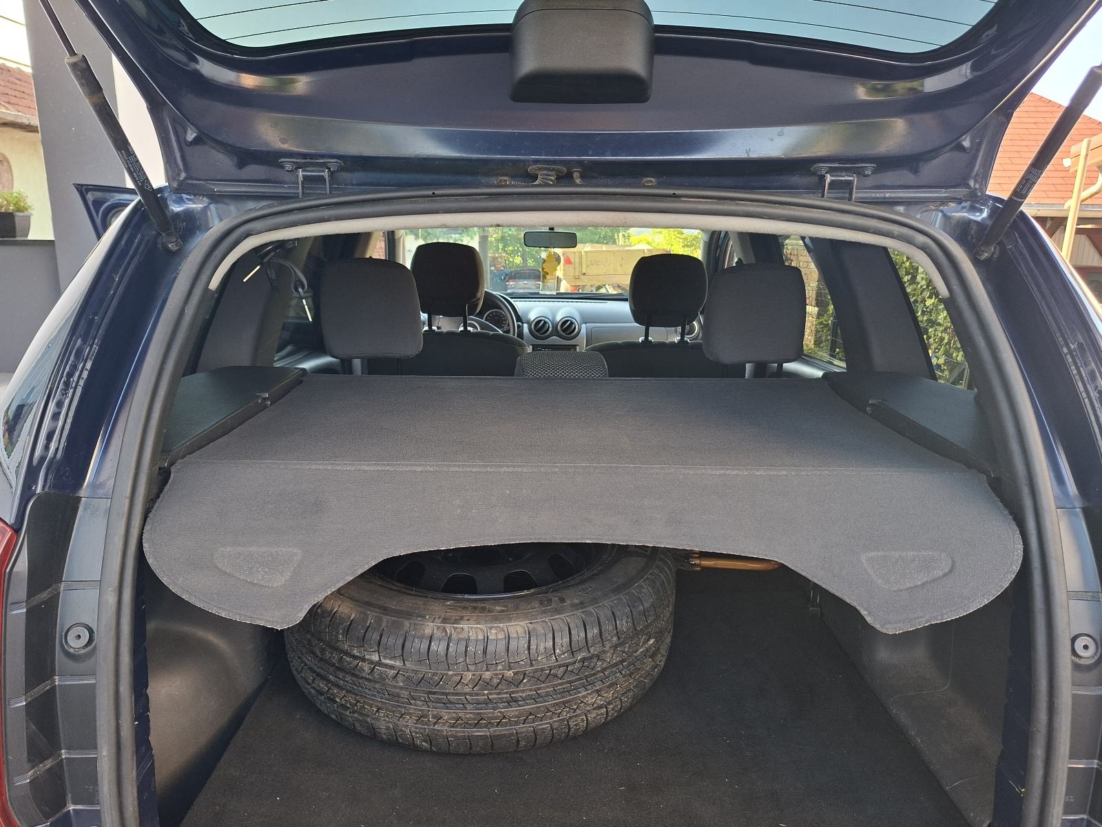Dacia Duster 1,6 16V, fotografija 9