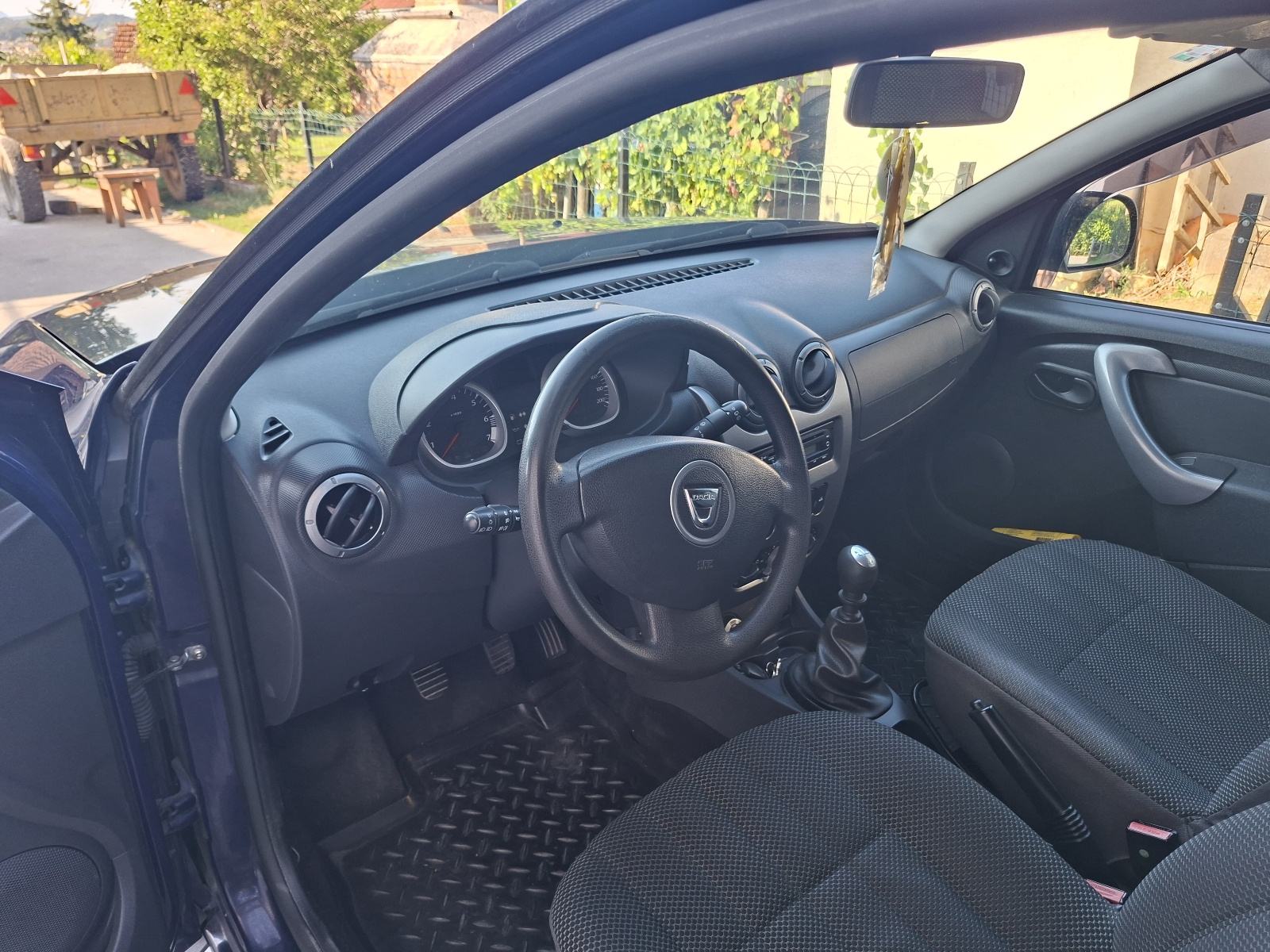 Dacia Duster 1,6 16V, fotografija 5