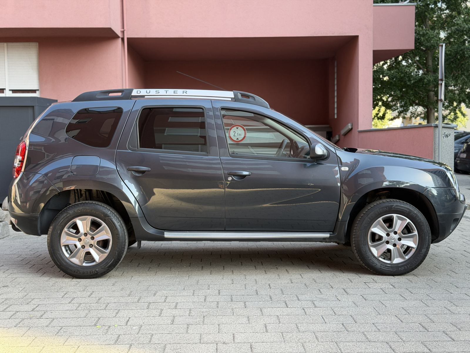 Dacia Duster 1,6 BENZIN - LPG / od 1 vl. / REGAN 1 god. / TOP, fotografija 8
