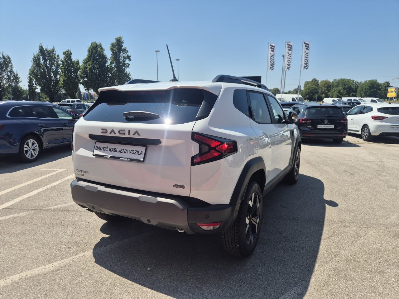 Dacia Duster 4x4 1,2 TCe 130 Extreme, fotografija 5
