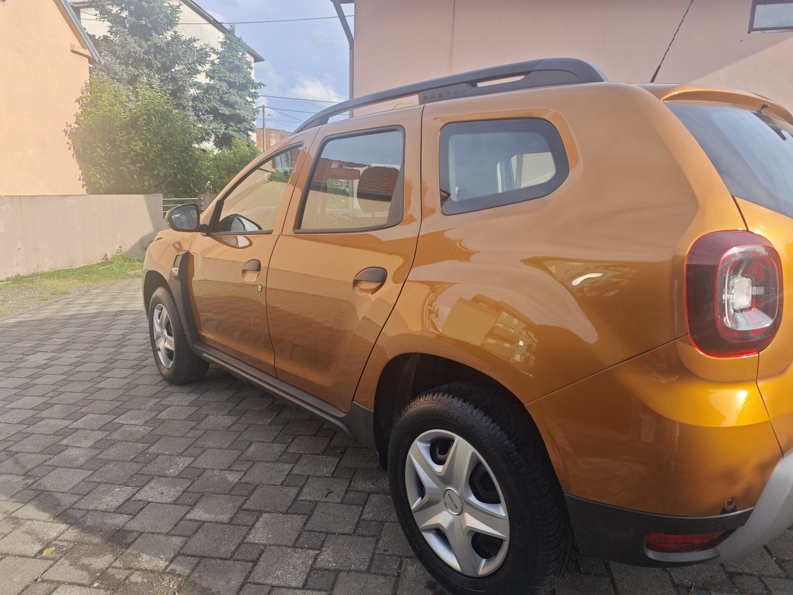 Dacia Duster HR AUTO- LPG+BENZIN, fotografija 2