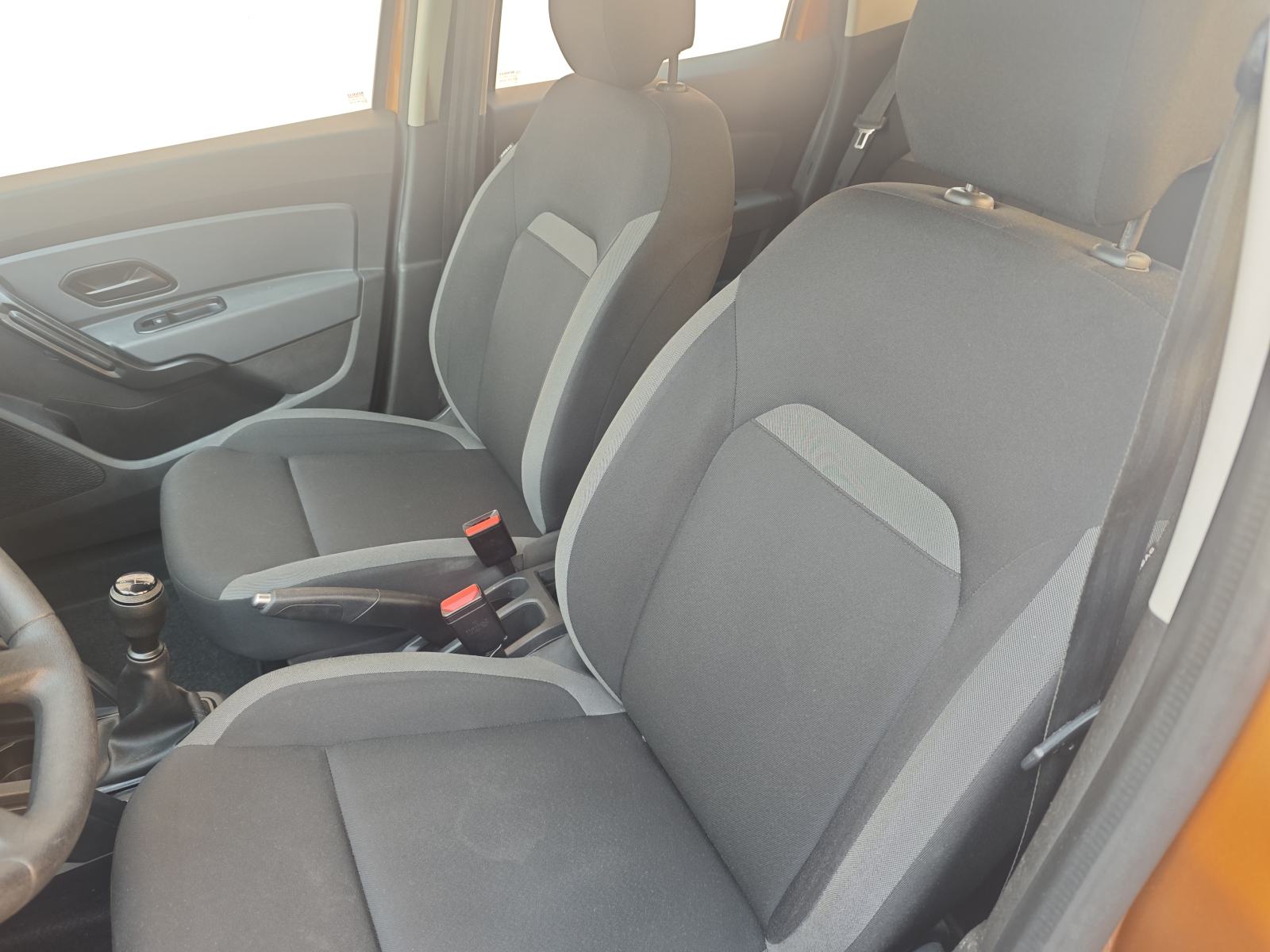 Dacia Duster HR AUTO- LPG+BENZIN, fotografija 12