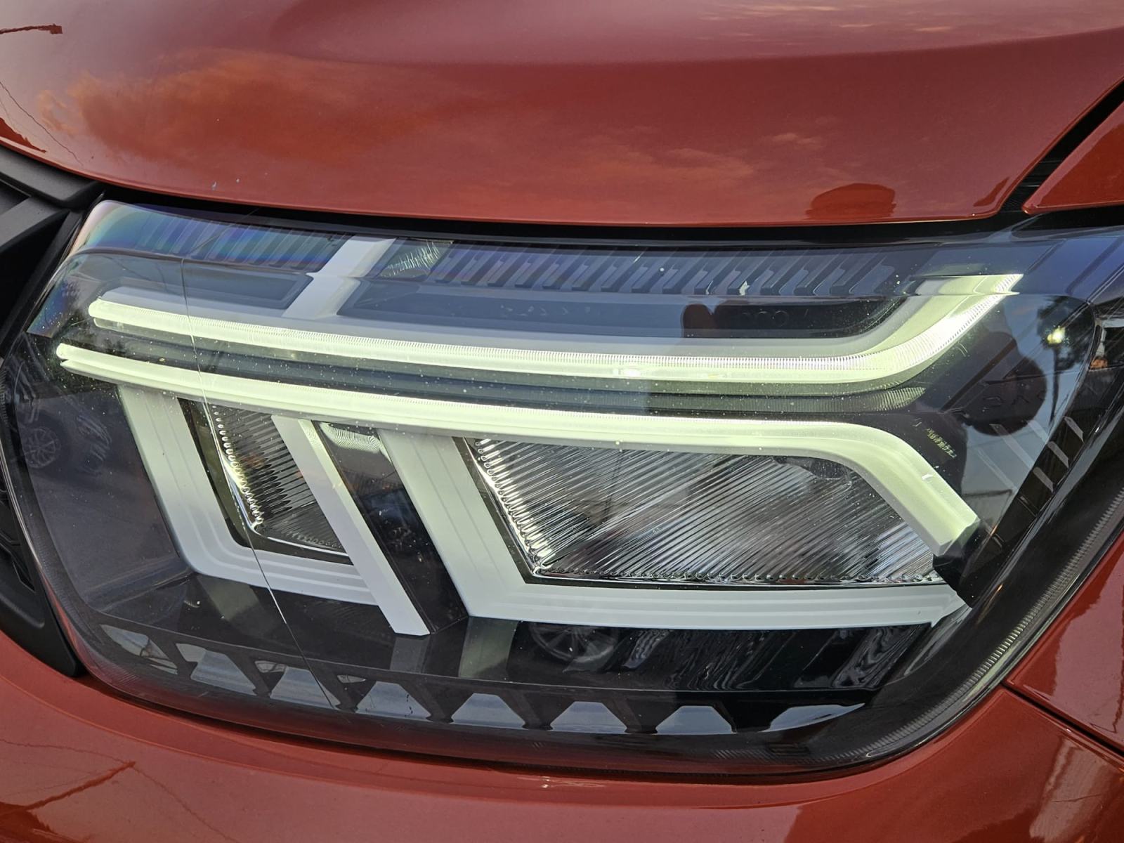Dacia Duster TCE 100-PLIN- "JOURNEY"-2023g.-NAVI-FULL-LIFT-GARANCIJA, fotografija 17