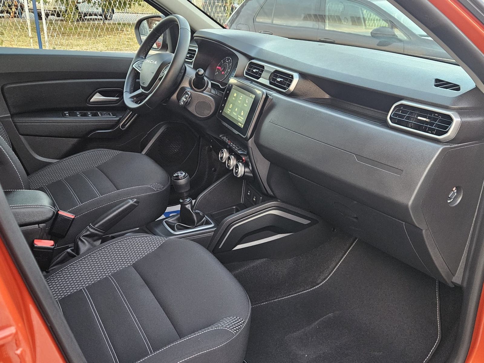 Dacia Duster TCE 100-PLIN- "JOURNEY"-2023g.-NAVI-FULL-LIFT-GARANCIJA, fotografija 15