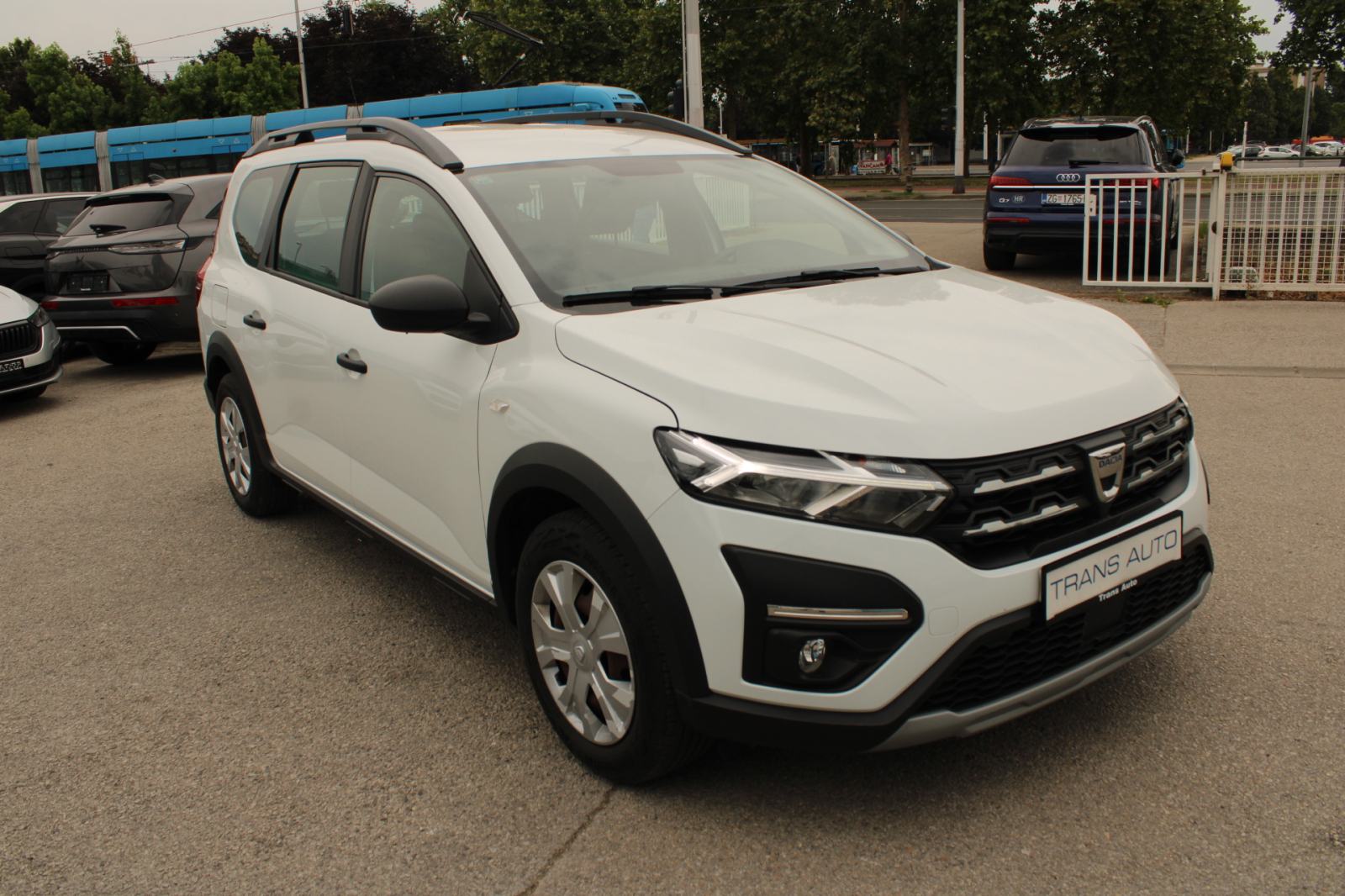 Dacia Jogger 1,0 Eco-G, fotografija 3