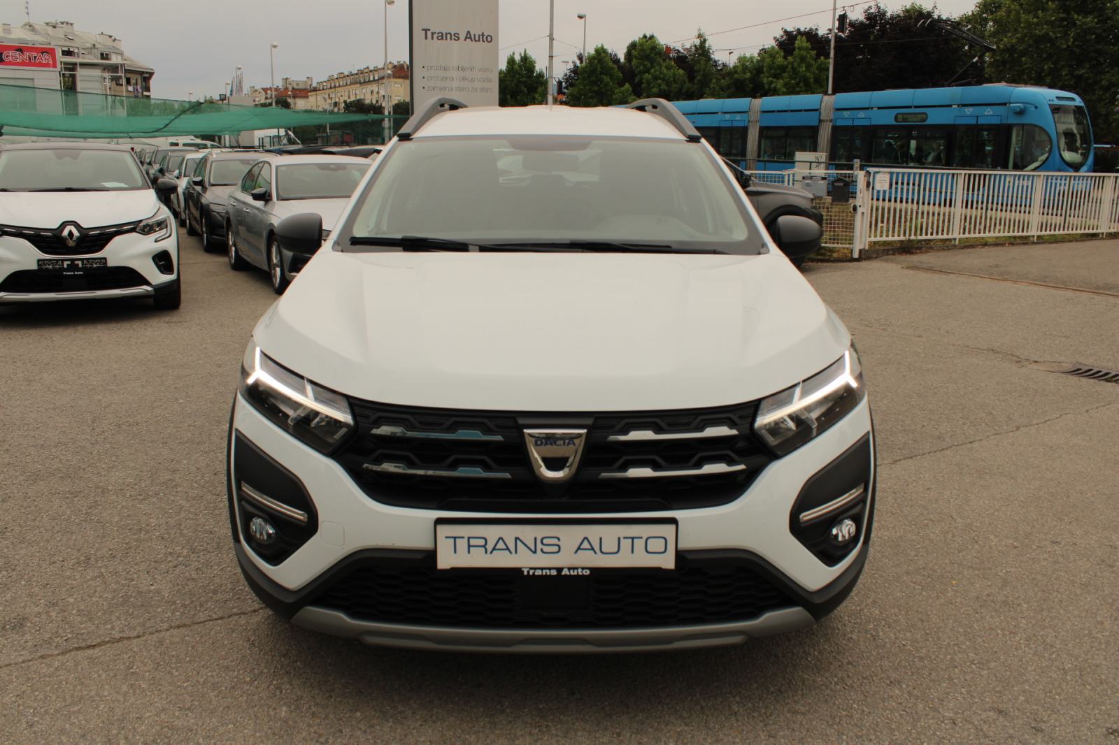 Dacia Jogger 1,0 Eco-G, fotografija 2