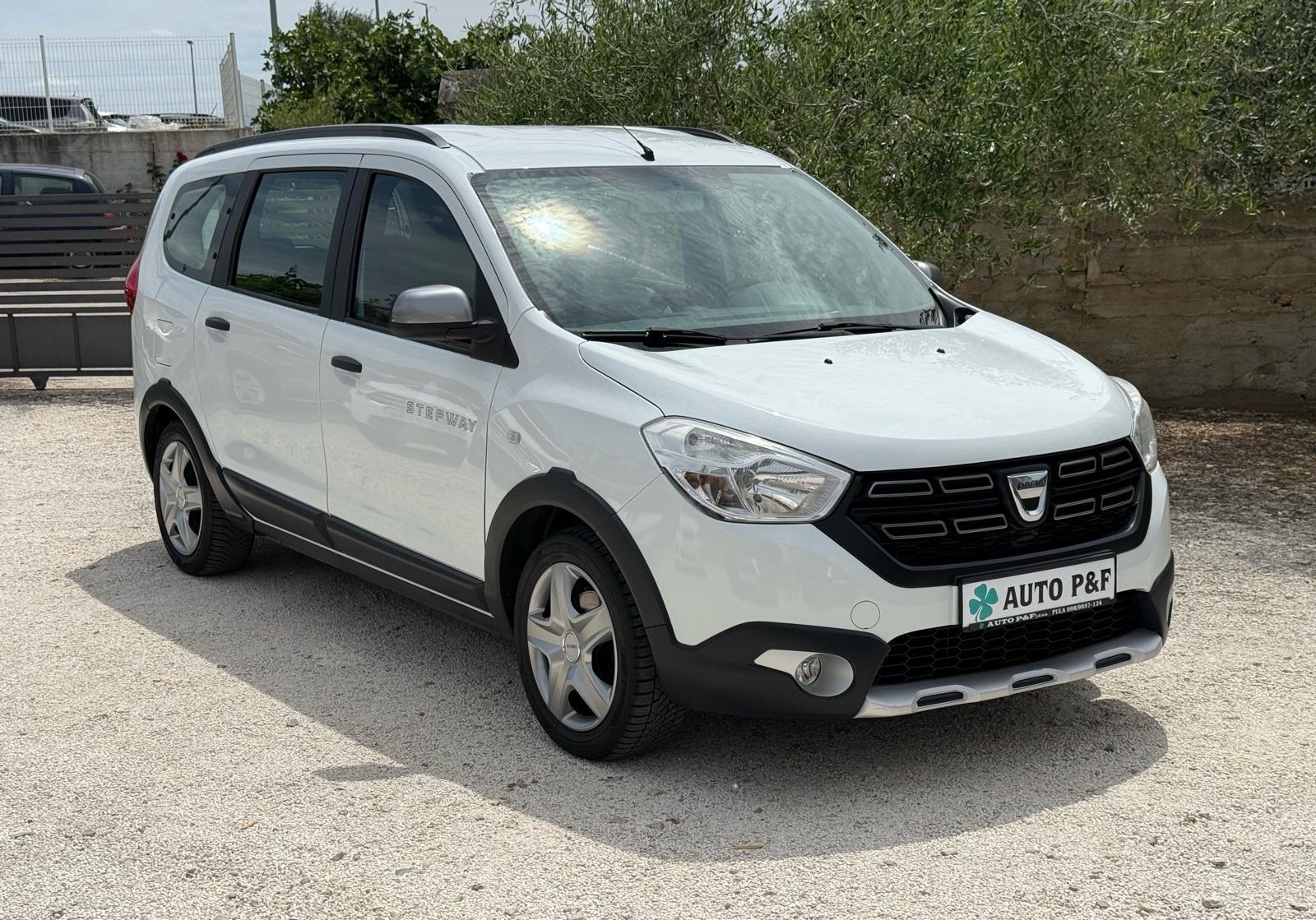 DACIA Lodgy Stepway 1.2 TCe *7 putničkih sjedala/sva oprema/Euro kuka*, fotografija 10