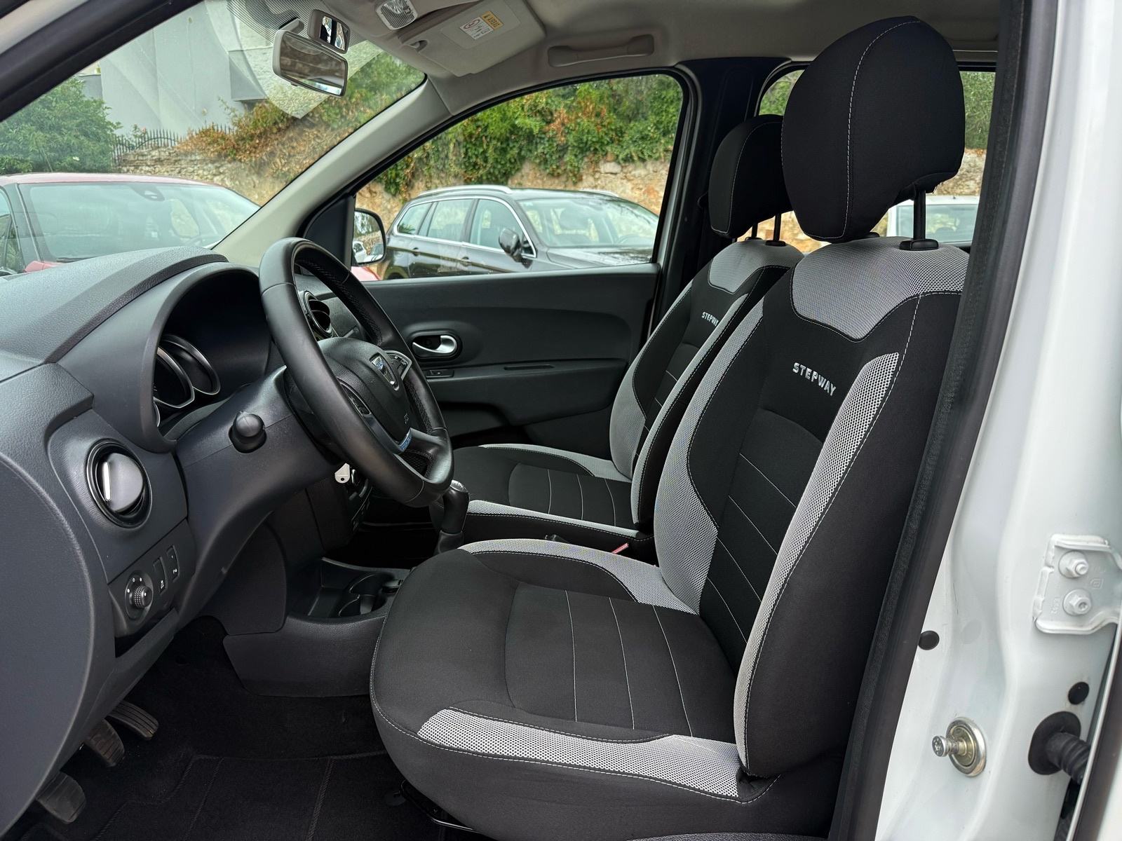 DACIA Lodgy Stepway 1.2 TCe *7 putničkih sjedala/sva oprema/Euro kuka*, fotografija 13