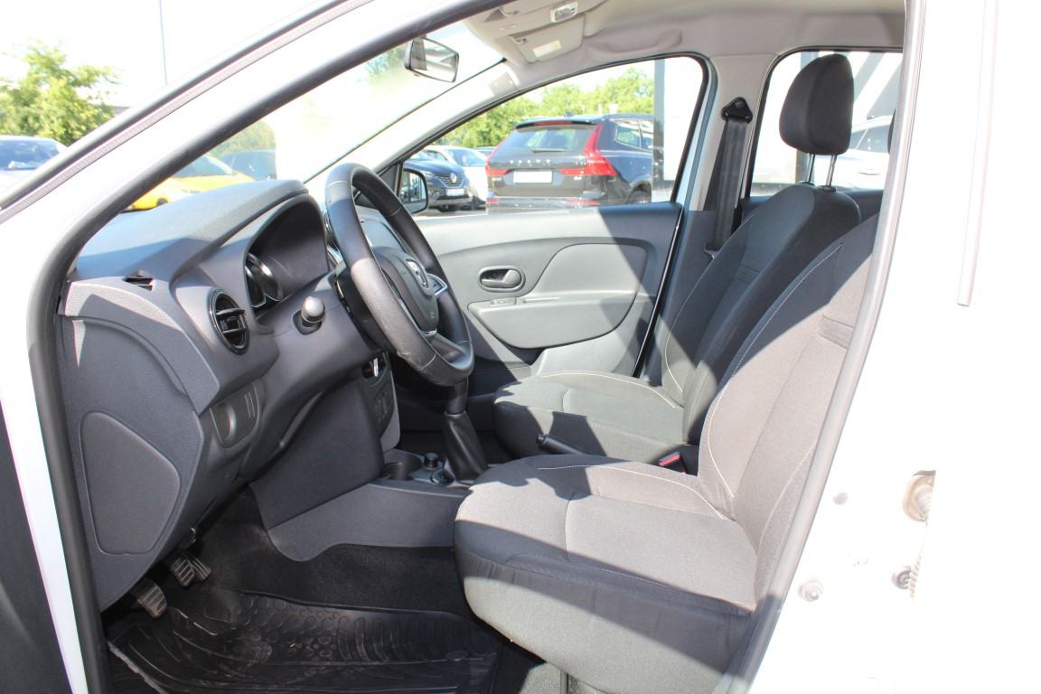Dacia Logan 1,0 SCe, fotografija 5