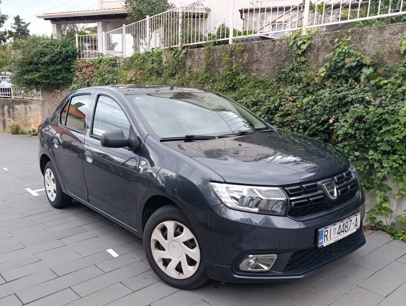 Dacia Logan 1,5 dCi, 2017., servisna Renault ovlašteni, fotografija 1
