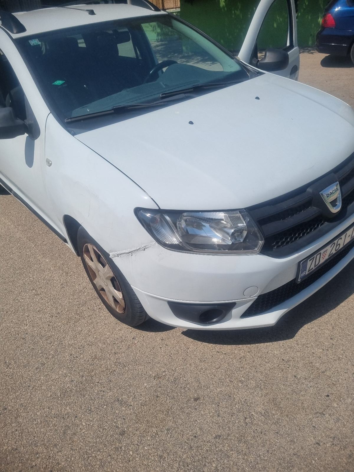 Dacia Logan benzin- plin, 2016, euro 6, fotografija 15