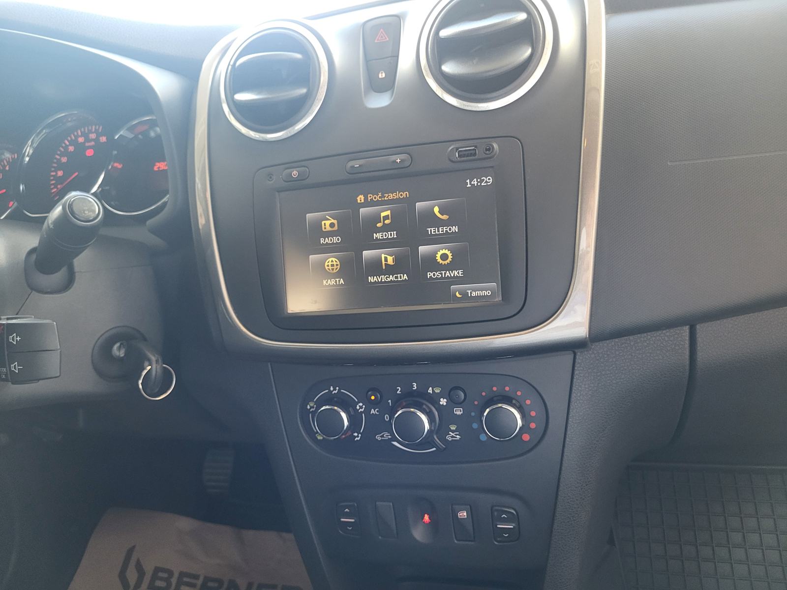 DACIA LOGAN 1.5 DCI MCV KLIMA NAVI EUROKUKA BLUETOOTH REG 07/2027, fotografija 11
