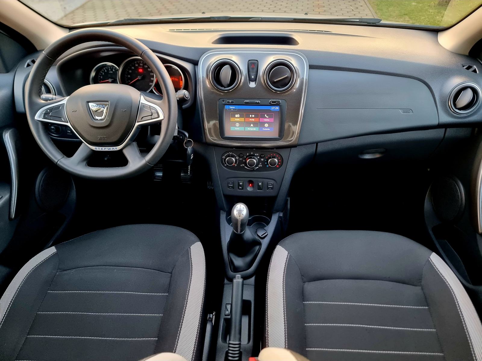 Dacia Sandero 0,9 BENZIN,,STEPWAY,,SERVISNA,,14271KM, fotografija 11