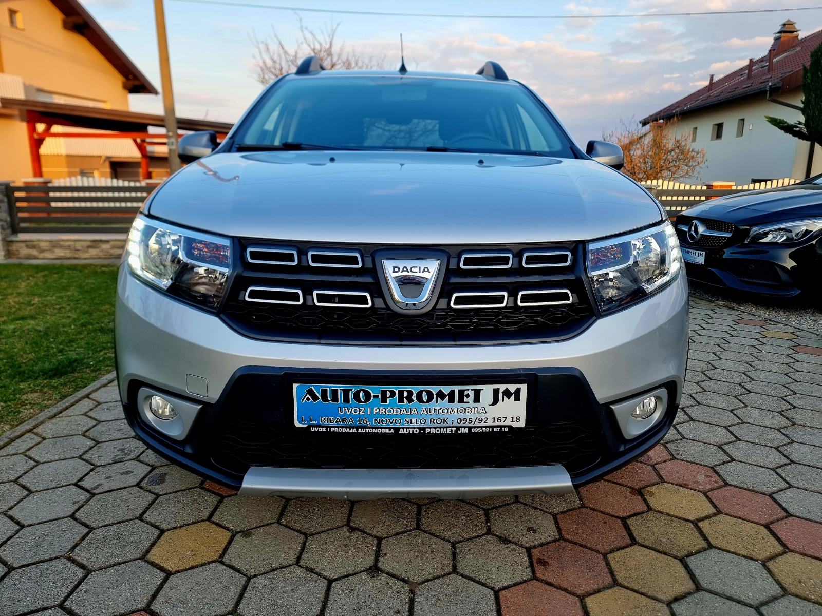 Dacia Sandero 0,9 BENZIN,,STEPWAY,,SERVISNA,,14271KM, fotografija 7