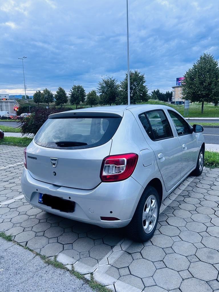 Dacia Sandero 0,9 TCe 90 “Automatik “Kamera” “Navigacija”, fotografija 3