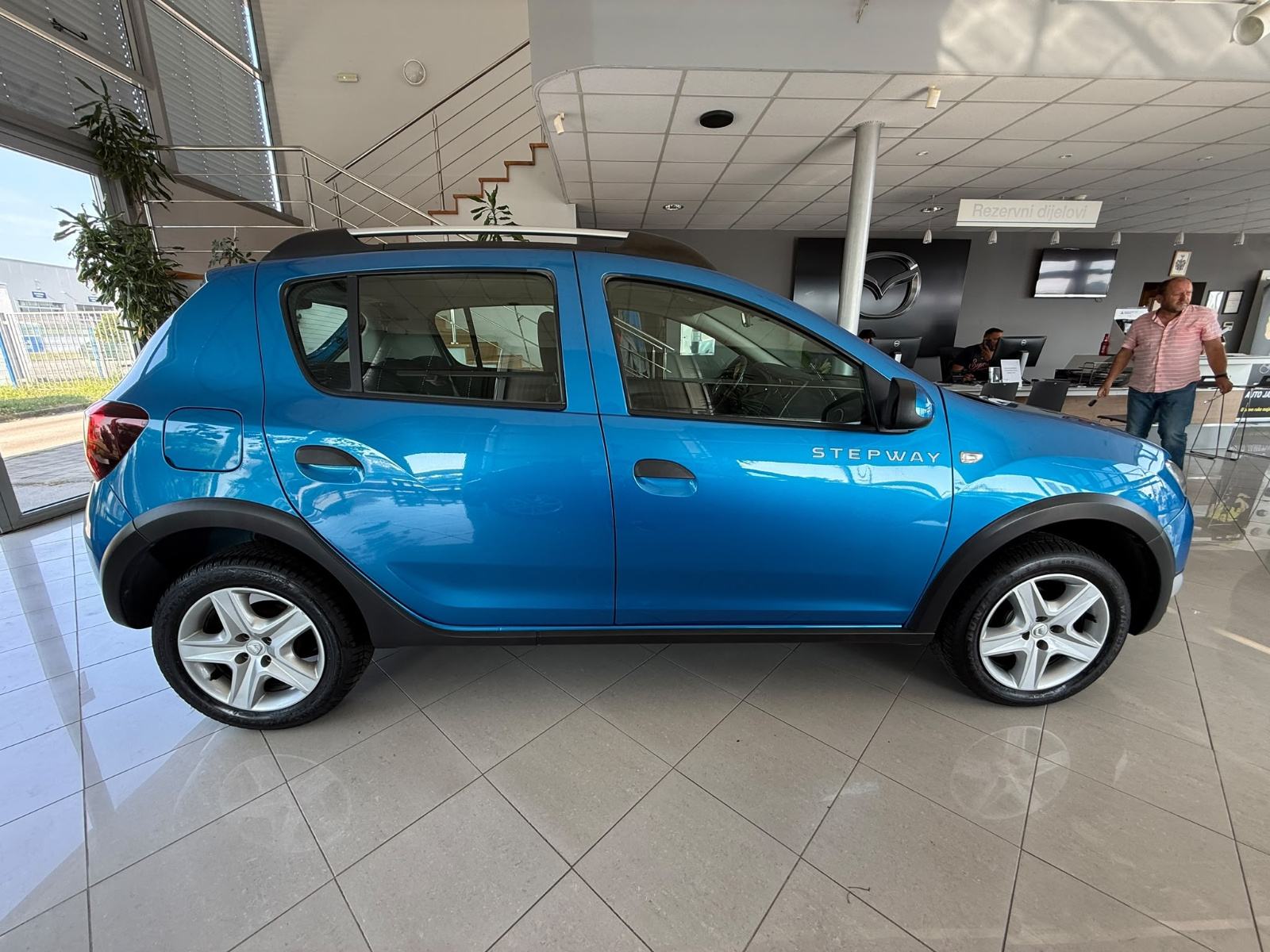 Dacia Sandero 0,9 TCe 90 Prestige PARKIRNI SERVISNA JAMSTVO 1 GOD., fotografija 8
