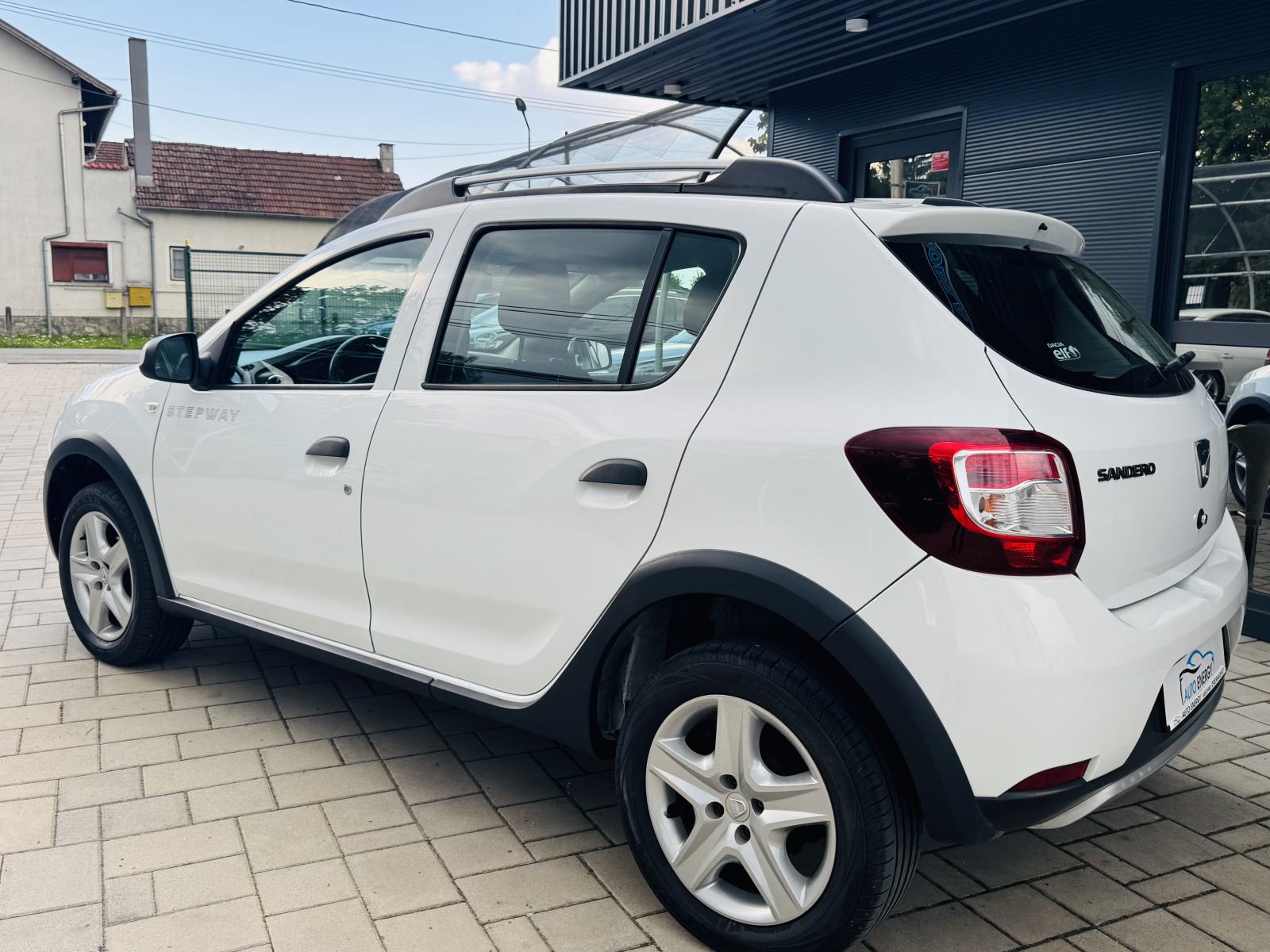 Dacia Sandero 0,9 TCe ⭐ STEPWAY ⭐ Prestige, fotografija 8