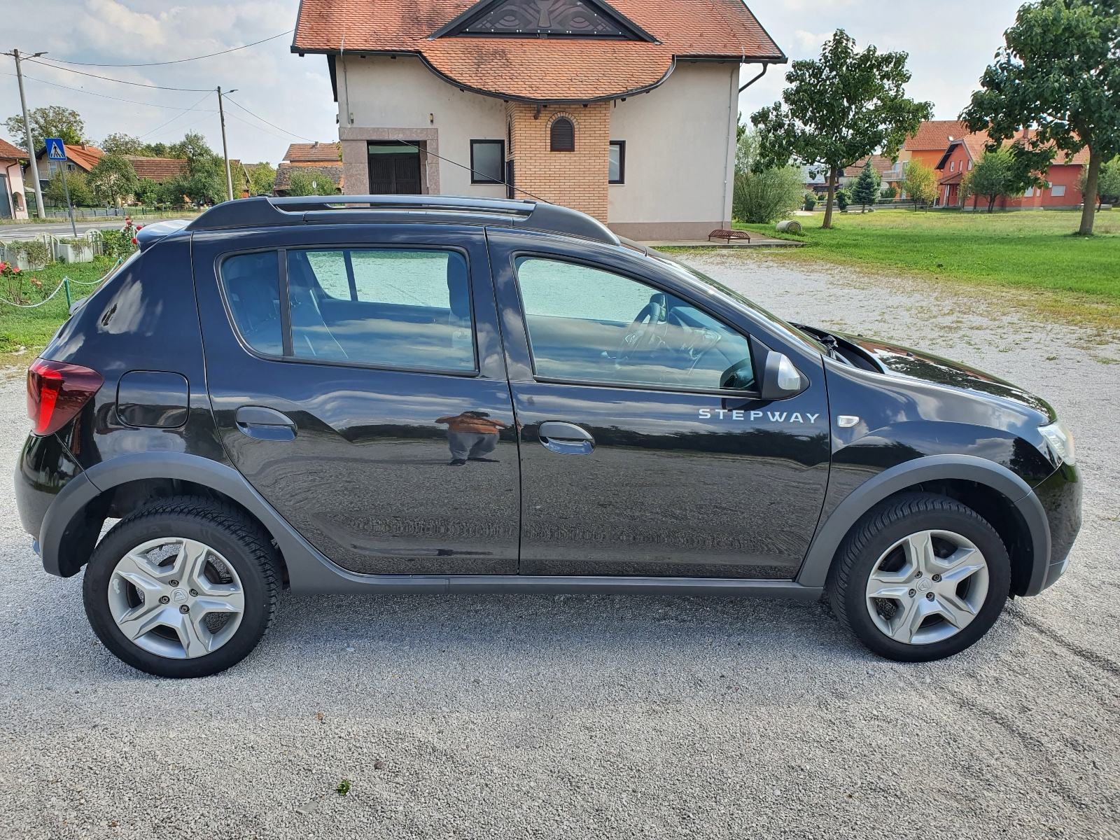 Dacia Sandero 0,9 TCe 90 STEPWAY REG.1.GOD.KAMERA,NAVI,LED.., fotografija 6
