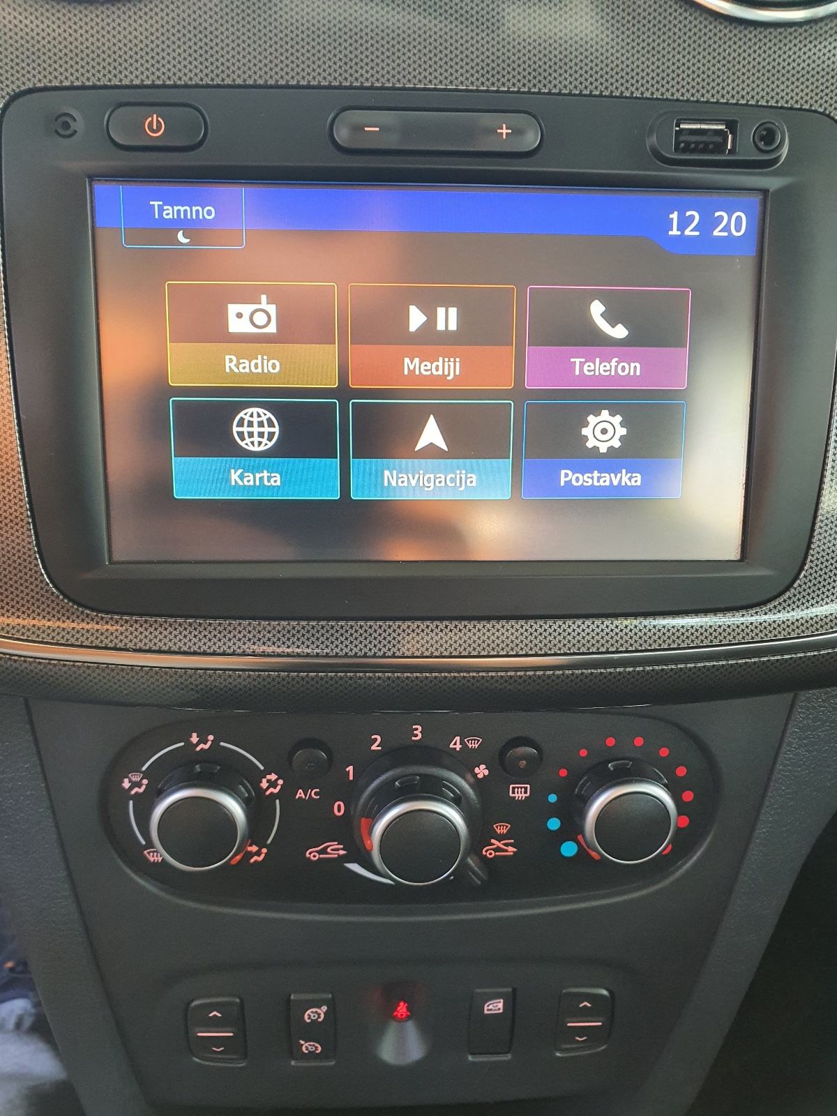 Dacia Sandero 0,9 TCe 90 STEPWAY REG.1.GOD.KAMERA,NAVI,LED.., fotografija 16